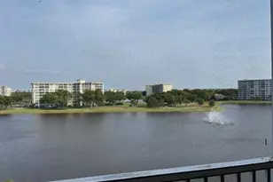 2801 N Palm Aire Dr, Pompano Beach, FL 33069 - Photo 11