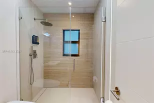 1277 SW 19th St, Miami, FL 33145 - Photo 17