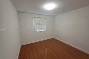 11525 NW 71st St, Doral, FL 33178 - Photo 15