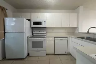 14391 SW 120th Ct, Miami, FL 33186 - Photo 5