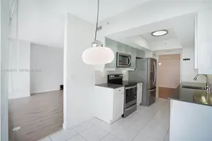 21205 Yacht Club Dr, Aventura, FL 33180 - Photo 13