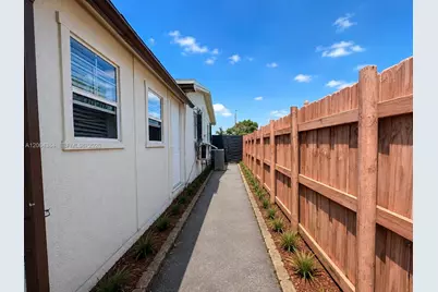 2950 NW 210th Ter, Miami Gardens, FL 33056 - Photo 21