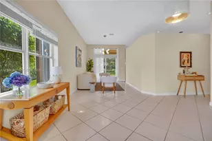 885 Tanglewood Cir, Weston, FL 33327 - Photo 3