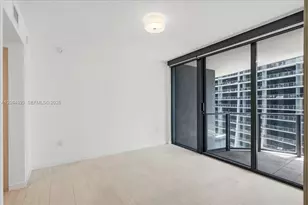 1000 Brickell Plaza, Miami, FL 33131 - Photo 9