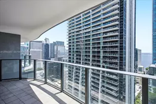 1000 Brickell Plaza, Miami, FL 33131 - Photo 23