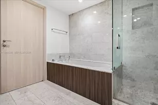 1000 Brickell Plaza, Miami, FL 33131 - Photo 15
