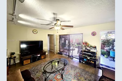 1201 SW 120th Way, Davie, FL 33325 - Photo 11