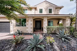 3917 Heron Ridge Ln, Weston, FL 33331 - Photo 3