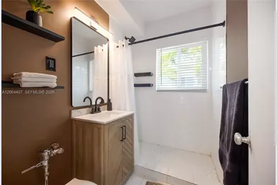 1110 Venetian Way #2B, Miami, FL 33139 - Photo 11