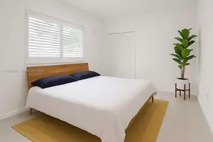 1110 Venetian Way, Miami, FL 33139 - Photo 5