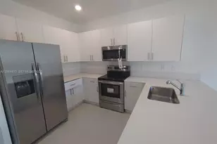 12005 NW 47th Manor, Coral Springs, FL 33076 - Photo 5