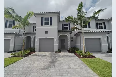 12005 NW 47 Mnr #12005, Coral Springs, FL 33076 - Photo 1