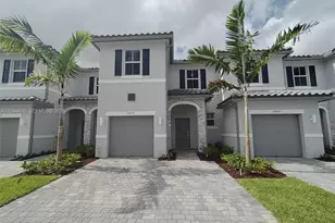12005 NW 47th Manor, Coral Springs, FL 33076 - Photo 1