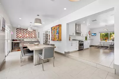831 NE 109th St, Biscayne Park, FL 33161 - Photo 17
