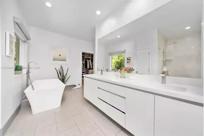 831 NE 109th St, Biscayne Park, FL 33161 - Photo 29