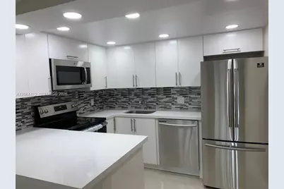8290 Lake Dr #209, Doral, FL 33166 - Photo 1