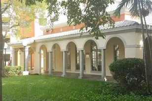 8290 Lake Dr, Doral, FL 33166 - Photo 23