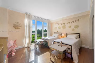10275 Collins Ave #334, Bal Harbour, FL 33154 - Photo 19