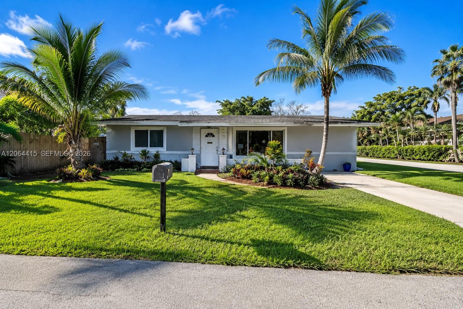 3730 SW 47th Ct - 3730 SW 47th Ct, Dania Beach, FL 33312 Luxury Property | Jose Angel Pina