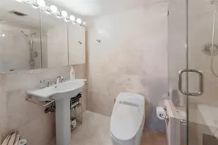 430 Golden Isles Dr, Hallandale Beach, FL 33009 - Photo 21