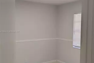 1098 NE 34th Ct, Oakland Park, FL 33334 - Photo 5