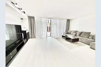 2203 NE 7th St #14, Hallandale Beach, FL 33009 - Photo 7