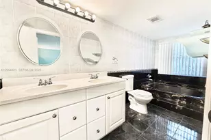 2203 NE 7th St, Hallandale Beach, FL 33009 - Photo 35