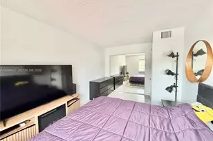 2203 NE 7th St, Hallandale Beach, FL 33009 - Photo 29