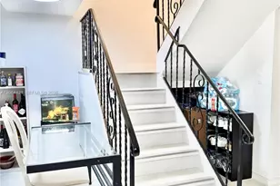 2203 NE 7th St, Hallandale Beach, FL 33009 - Photo 13
