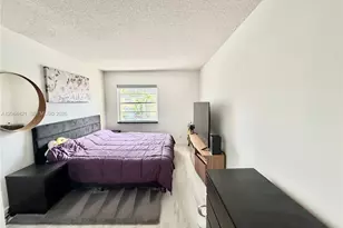 2203 NE 7th St, Hallandale Beach, FL 33009 - Photo 31