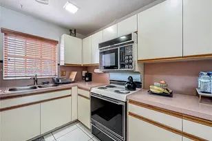 2205 1/2 NE 123rd St, North Miami, FL 33181 - Photo 9
