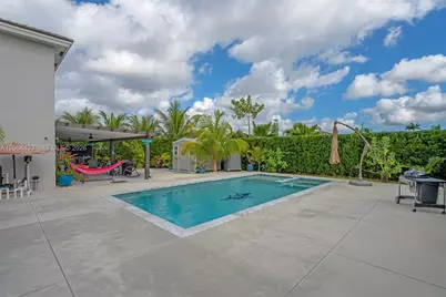 19815 SW 132nd Ct, Miami, FL 33177 - Photo 33