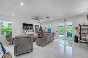 19815 SW 132nd Ct, Miami, FL 33177 - Photo 9