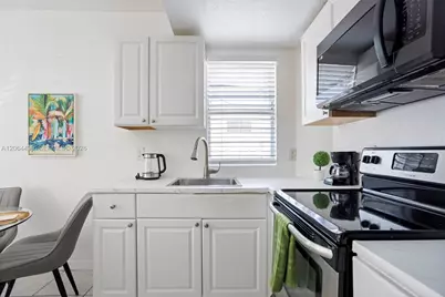 7326 Collins Ave #108, Miami Beach, FL 33141 - Photo 21