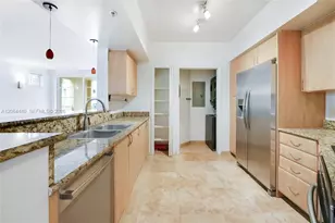 151 Michigan Ave, Miami Beach, FL 33139 - Photo 1