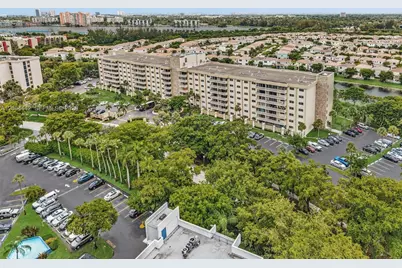 [Address not provided], Miami, FL 33179 - Photo 59