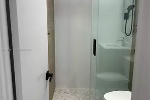 19710 NW 51st Ave, Miami Gardens, FL 33055 - Photo 23