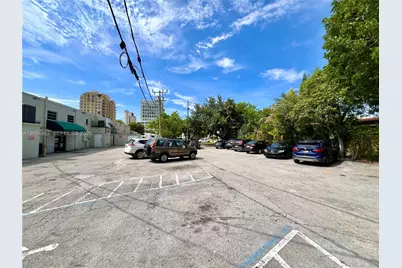 1400 Ponce De Leon Blvd, Coral Gables, FL 33134 - Photo 17