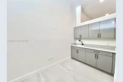 1400 Ponce De Leon Blvd, Coral Gables, FL 33134 - Photo 5