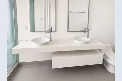 92 SW 3rd St #1210, Miami, FL 33130 - Photo 11