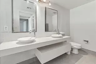 92 SW 3rd St, Miami, FL 33130 - Photo 37