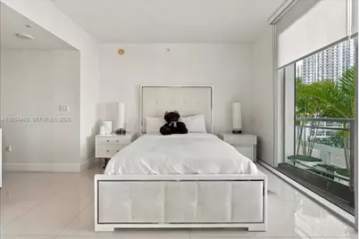 92 SW 3rd St #1210, Miami, FL 33130 - Photo 35