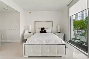 92 SW 3rd St, Miami, FL 33130 - Photo 35