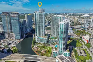 92 SW 3rd St, Miami, FL 33130 - Photo 17
