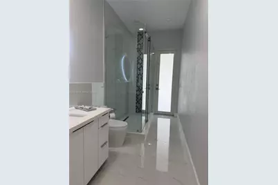 19690 SW 210th St, Miami, FL 33187 - Photo 21
