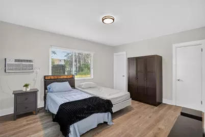 345 85th St, Miami Beach, FL 33141 - Photo 19