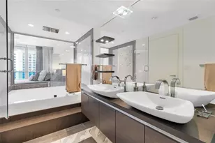 200 Biscayne Blvd Way, Miami, FL 33131 - Photo 19