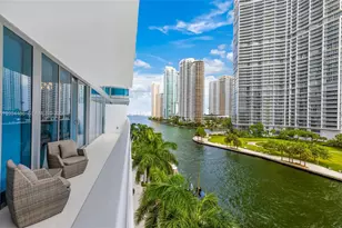 200 Biscayne Blvd Way, Miami, FL 33131 - Photo 1