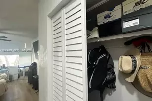 1401 NE 191st St, Miami, FL 33179 - Photo 25