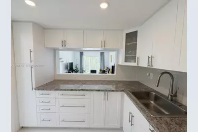 1201 Hillcrest Ct #205, Hollywood, FL 33021 - Photo 15